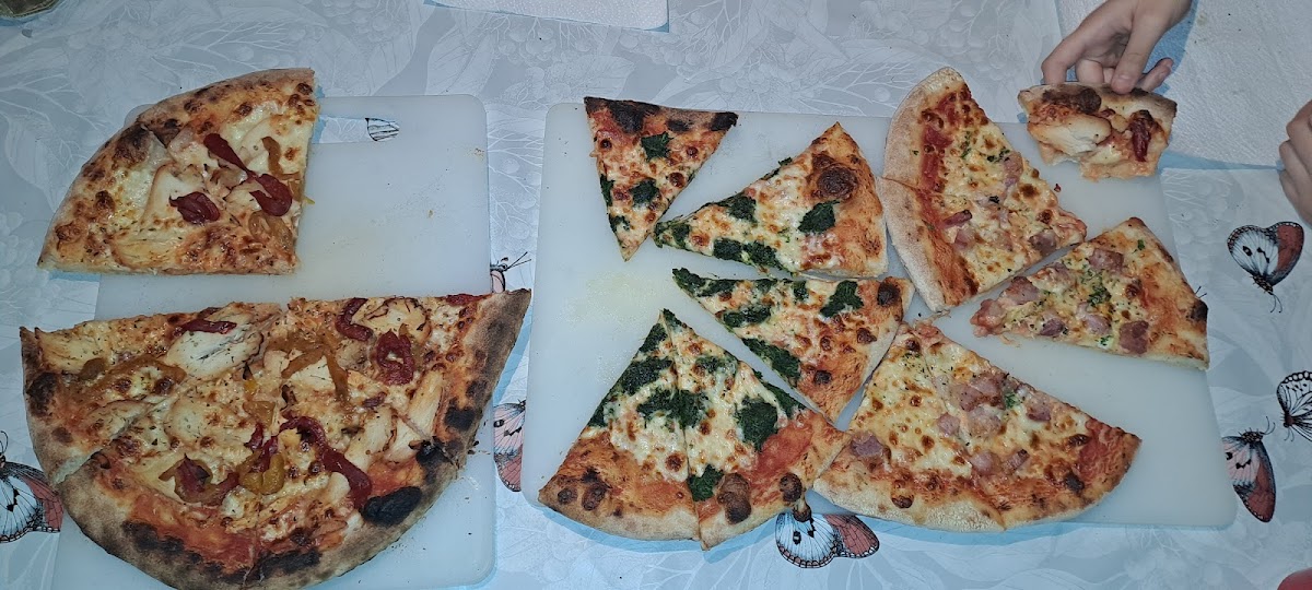 Pizza Leon Photos 2