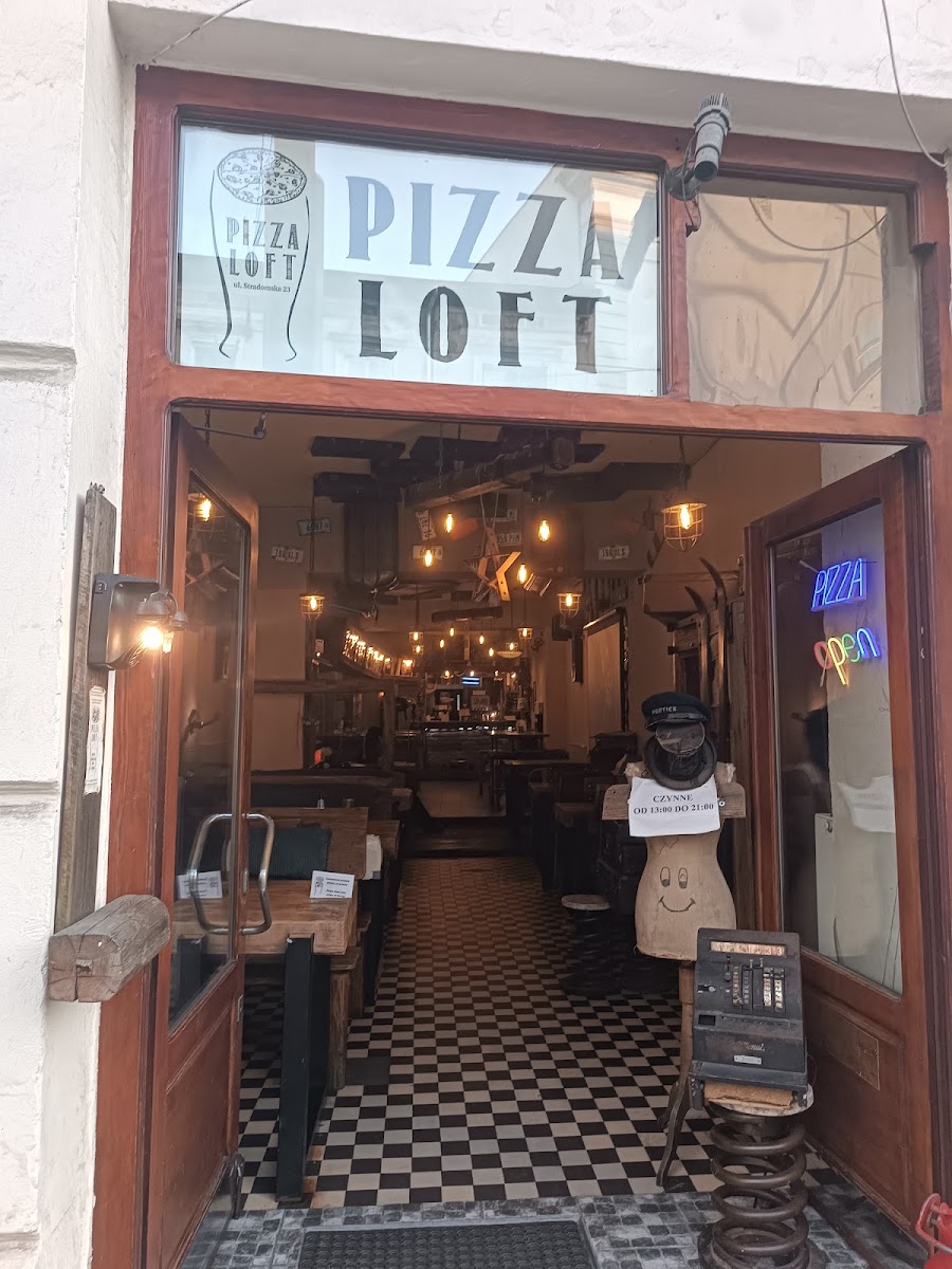 Pizza Loft