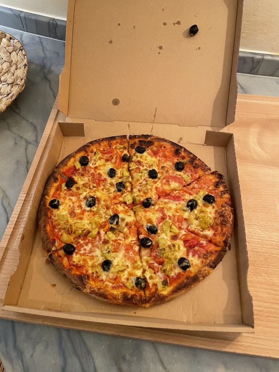 Pizza Luna Blu Photos 9