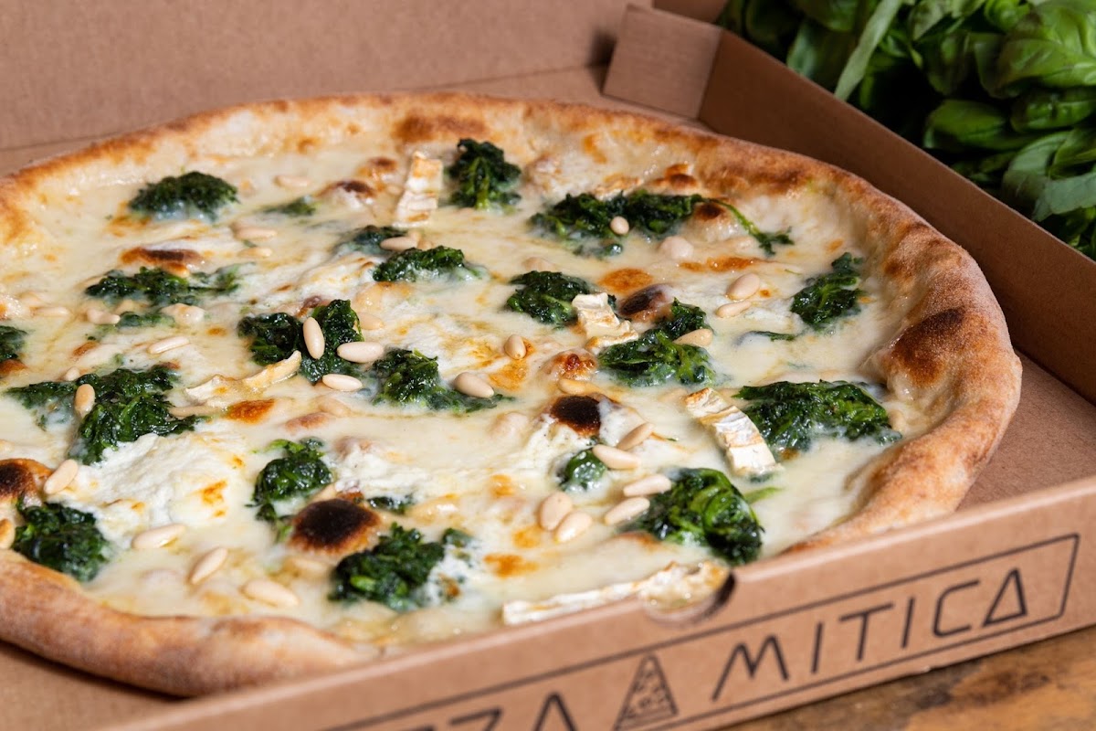 Pizza Mitica Photos 9