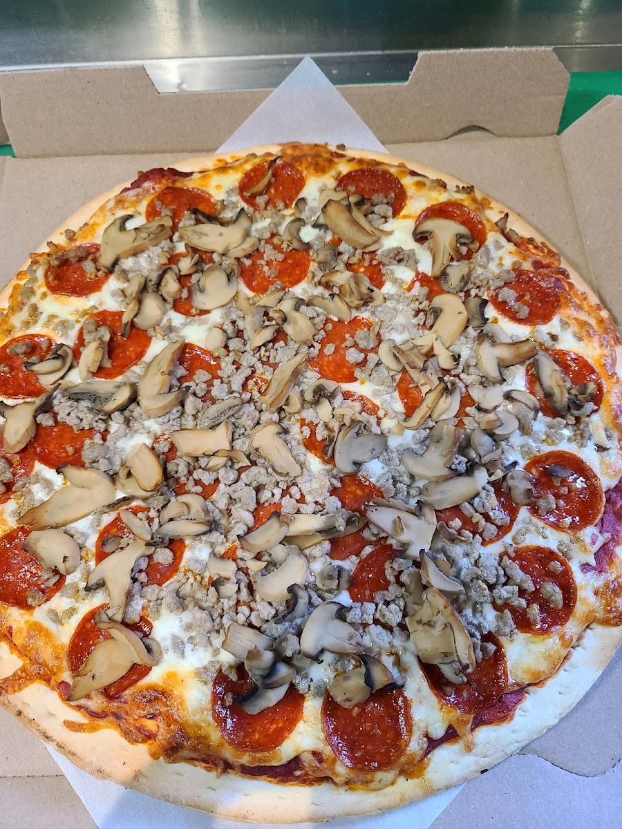 Pizza Parlor Photos 2
