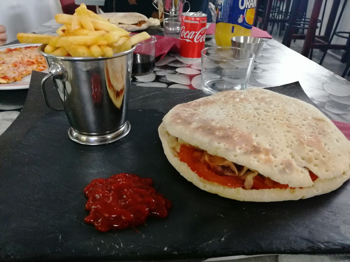 Pizza Toto Photos 2