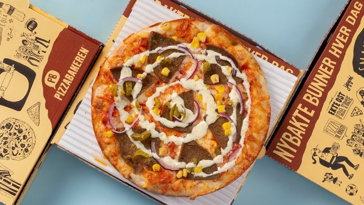 Pizzabakeren Mandal Photos 2