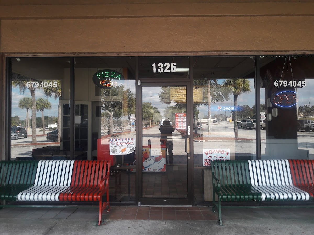 Pizzano's Pizza