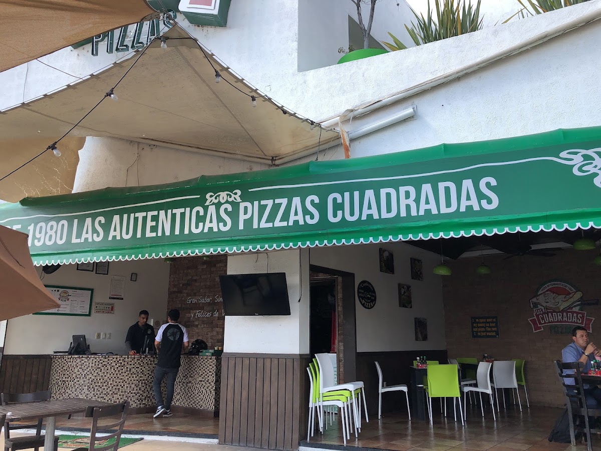 Pizzas Las Cuadradas, Suc. Plaza La Marina Photos 2
