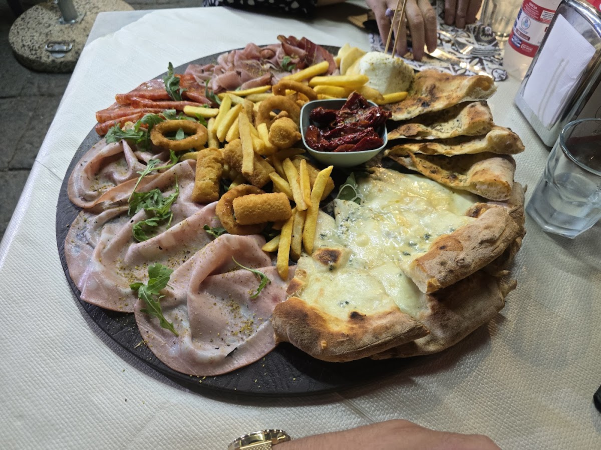 Pizzeria Avanti Altro