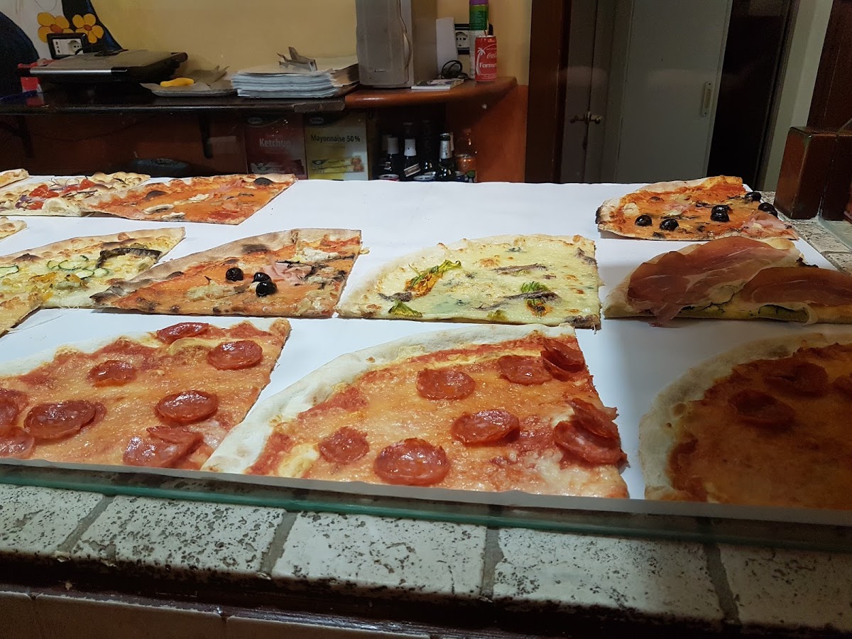 Pizzeria Cip & Ciop Photos 9