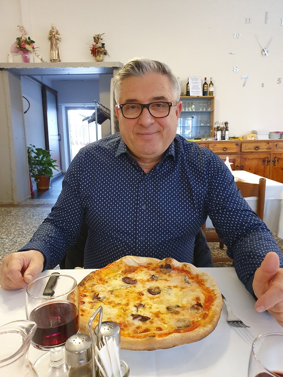 Pizzeria Da Tonino Photos 9