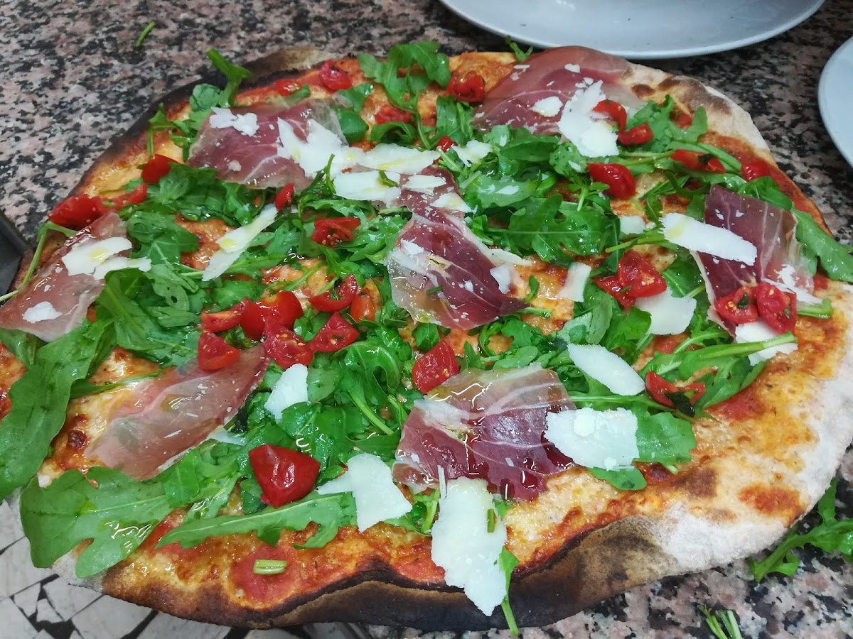 Pizzeria Italia Photos 9