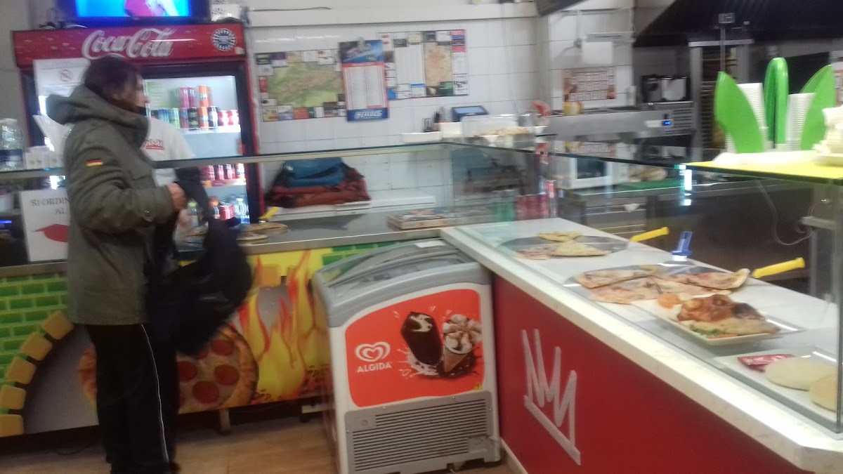 Pizzeria Kebab Mamma Mia Photos 2