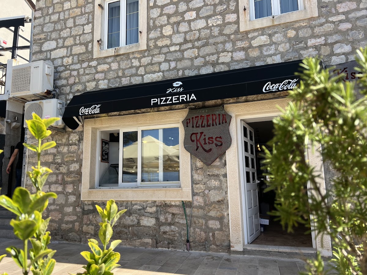 Pizzeria Kiss
