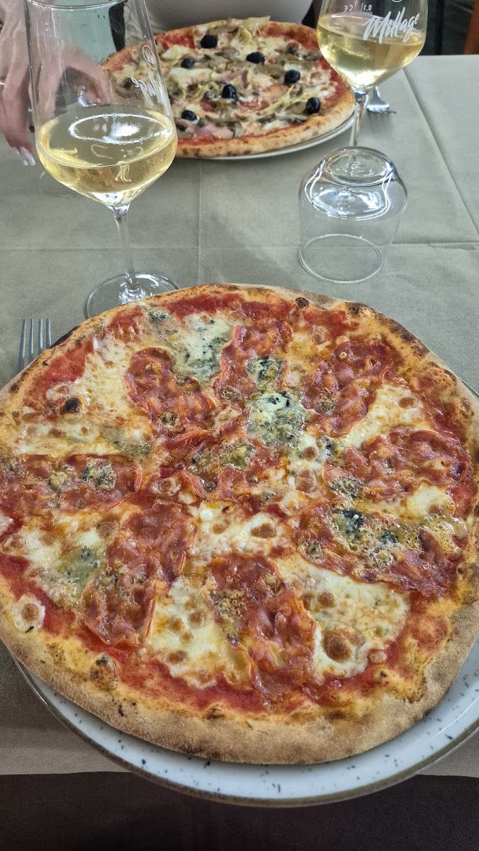 Pizzeria La Lanterna Photos 2