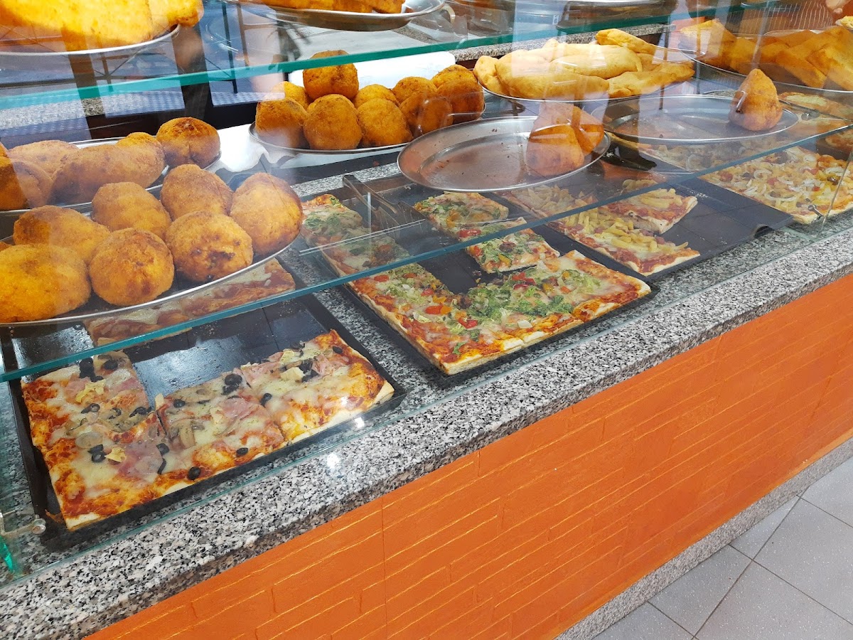 Pizzeria Lo Spuntino Rosticceria Di Giovanni