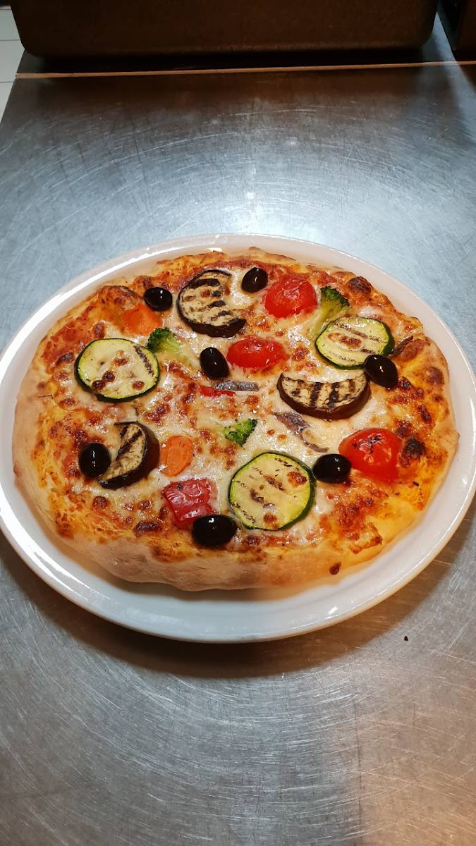 Pizzeria Orllati Photos 9