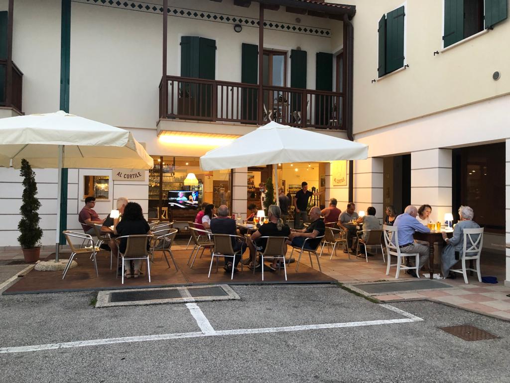 Pizzeria Pez Al Cortile Photos 2