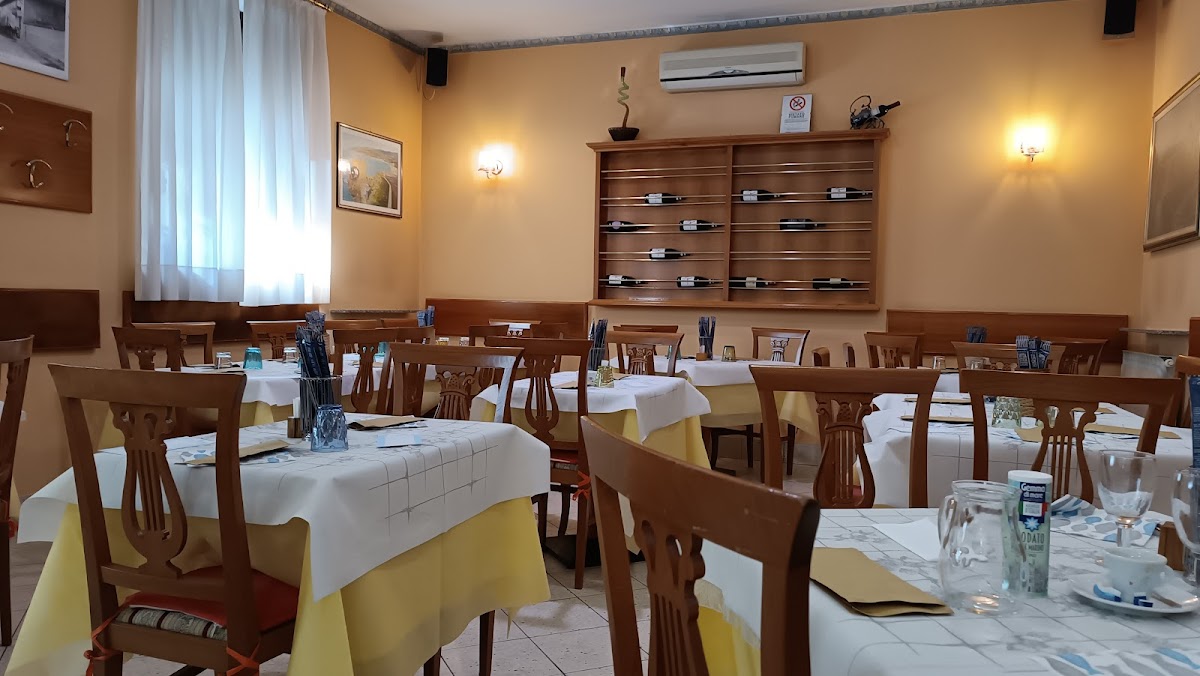Pizzeria Ristorante Mediterraneo Photos 2