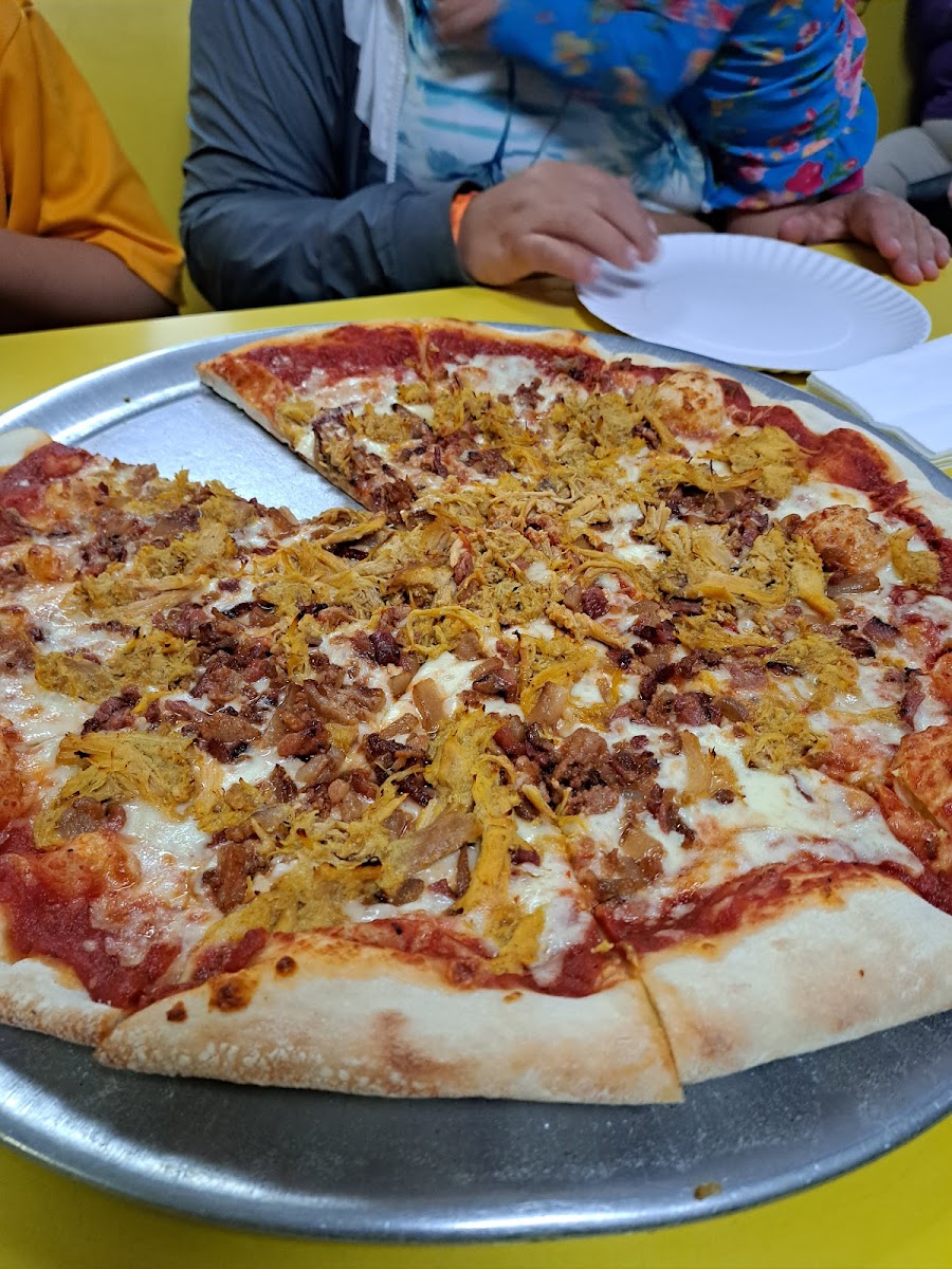 Pizzeria The Relative #1 Photos 9