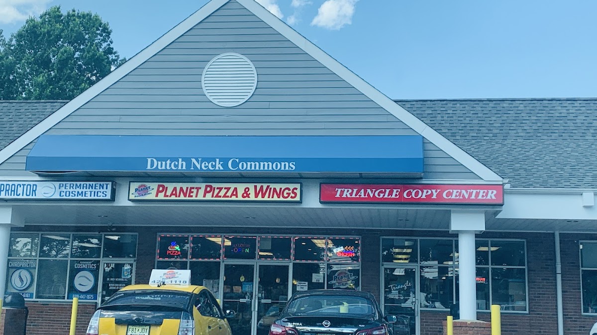 Planet Pizza & Wings