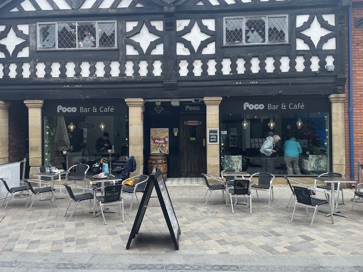 Poco Bar & Cafe