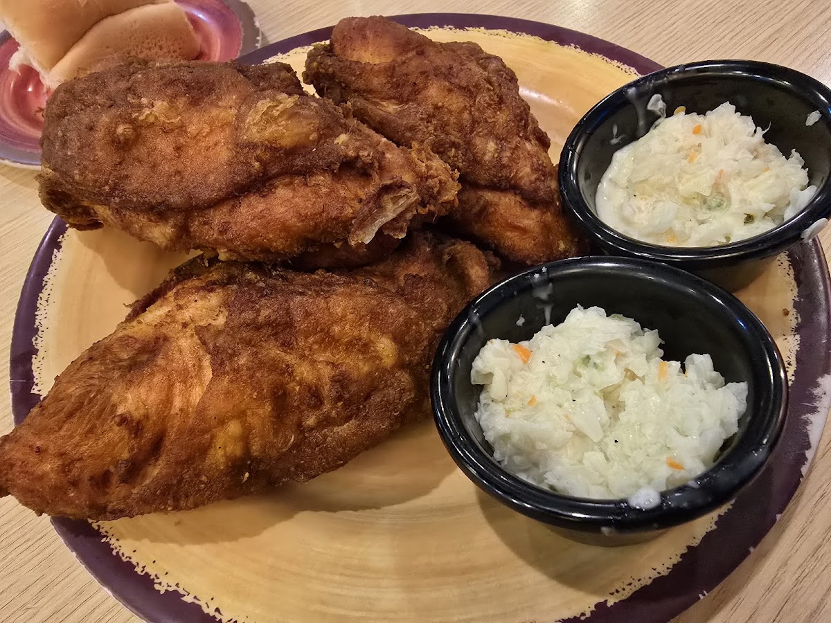 Pollo Campero • Las Américas Photos 2