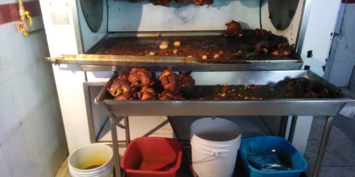 Pollo Pechugón Valdepeñas Photos 2
