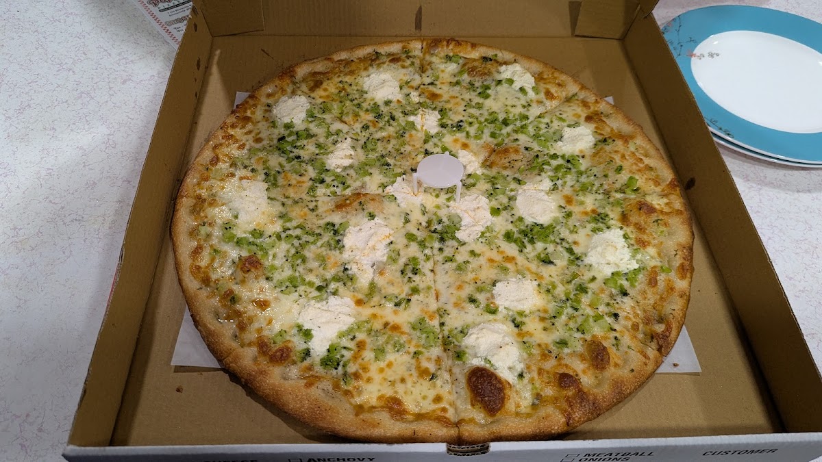 Poppy’S Pizzeria Photos 2