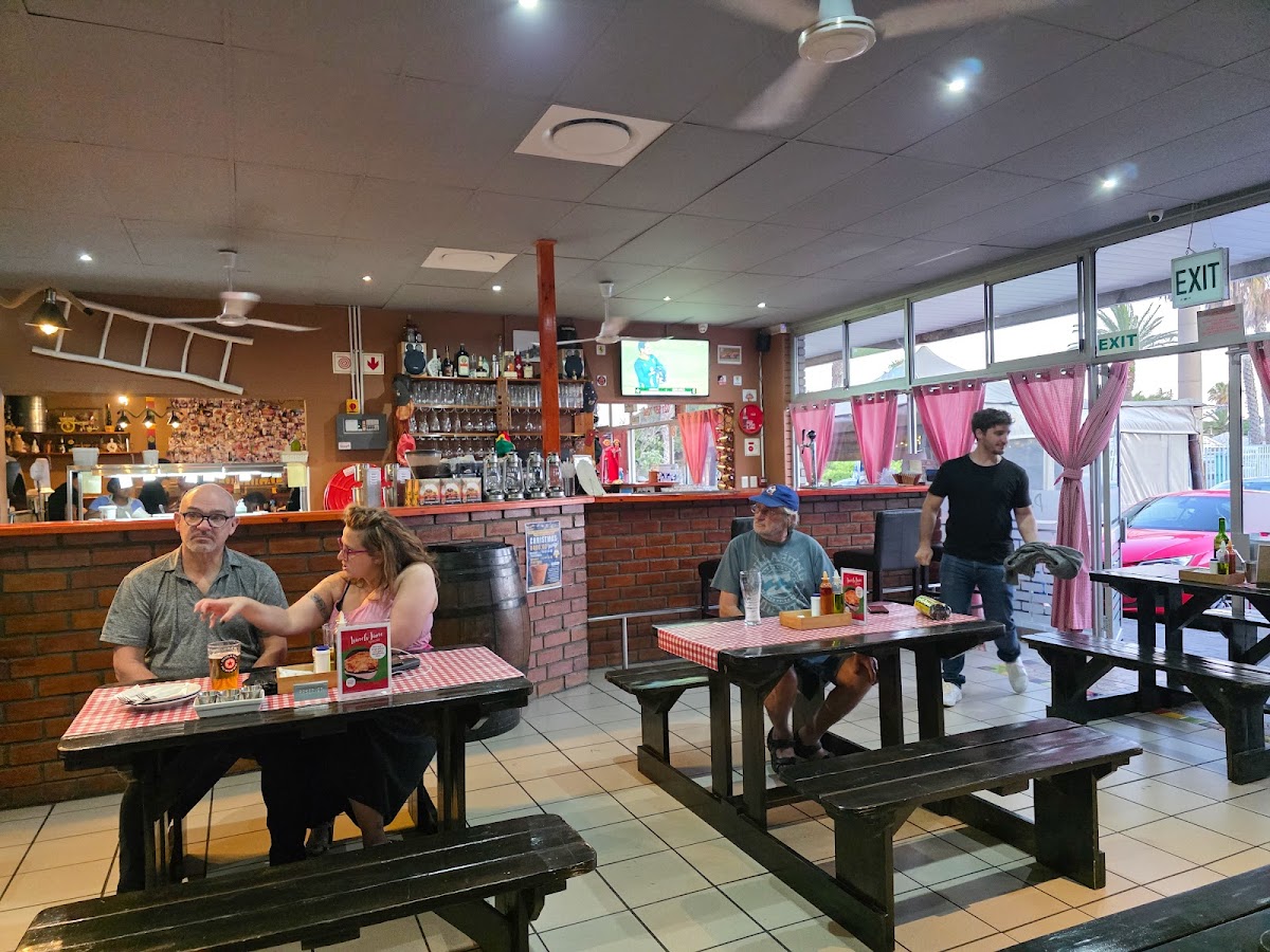 Portalia Pizzeria & Deli