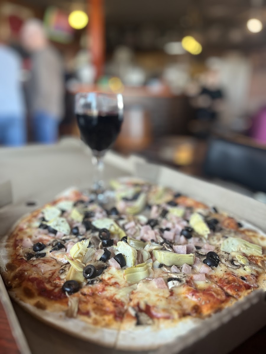 Portalia Pizzeria & Deli Photos 2