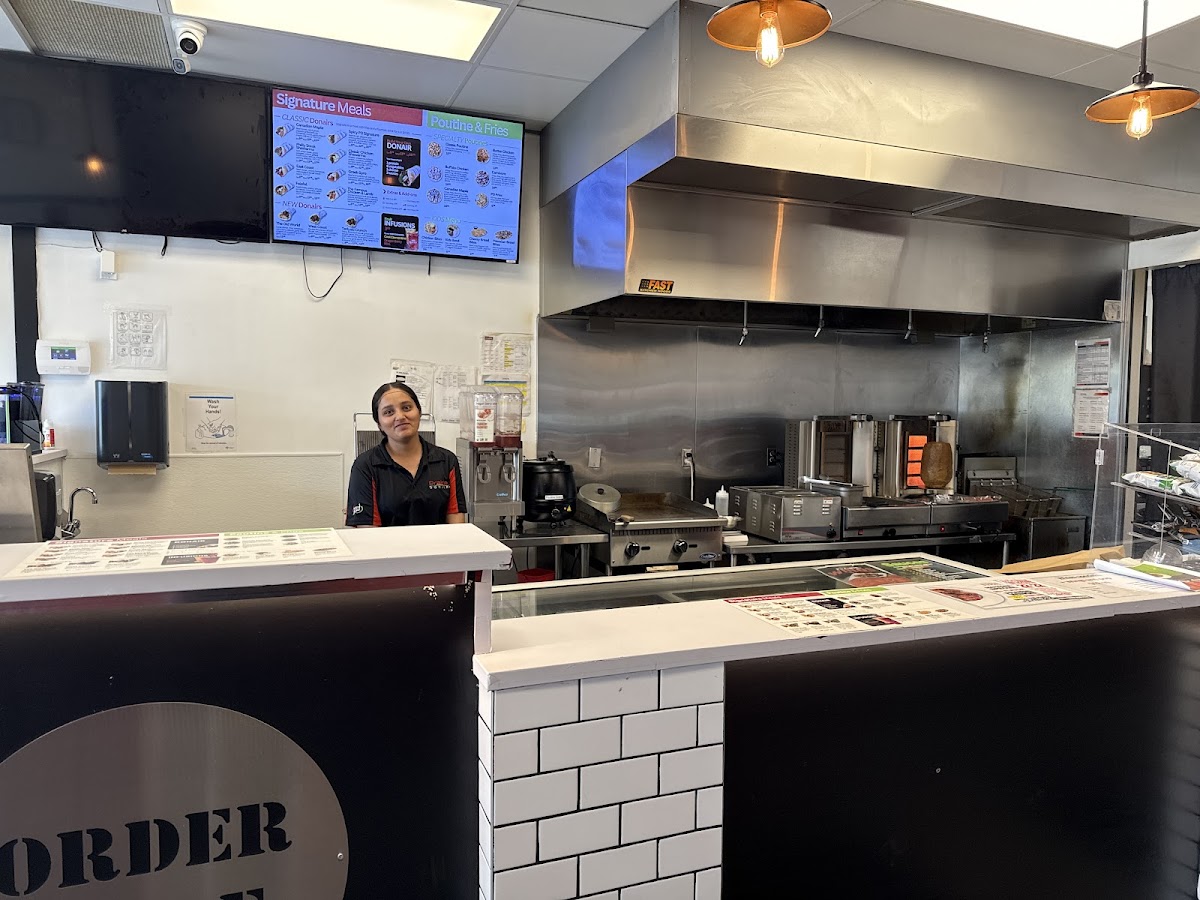 Prairie Donair Calgary Deer Ridge Photos 2