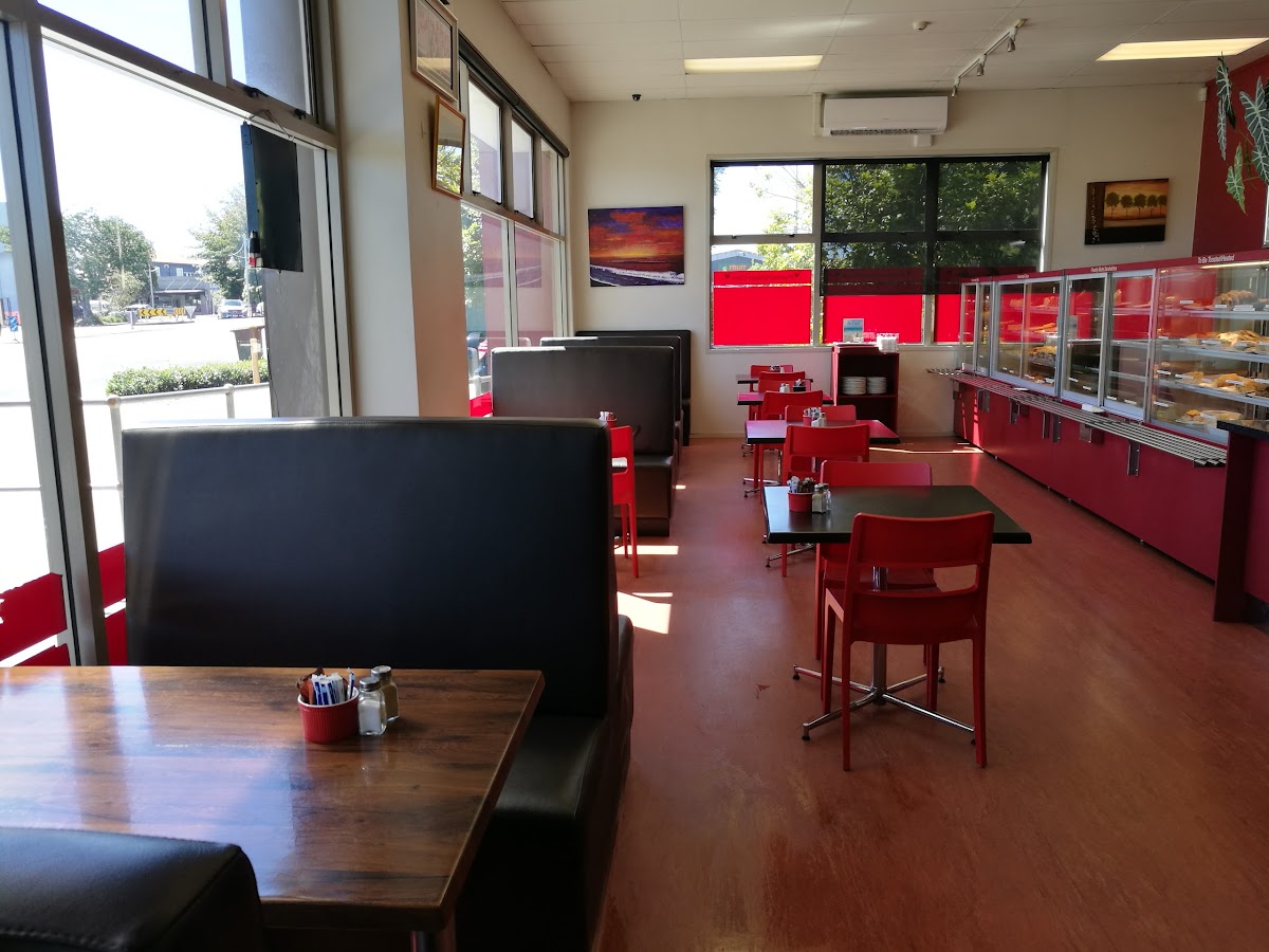 Pukeko's Nest Cafe