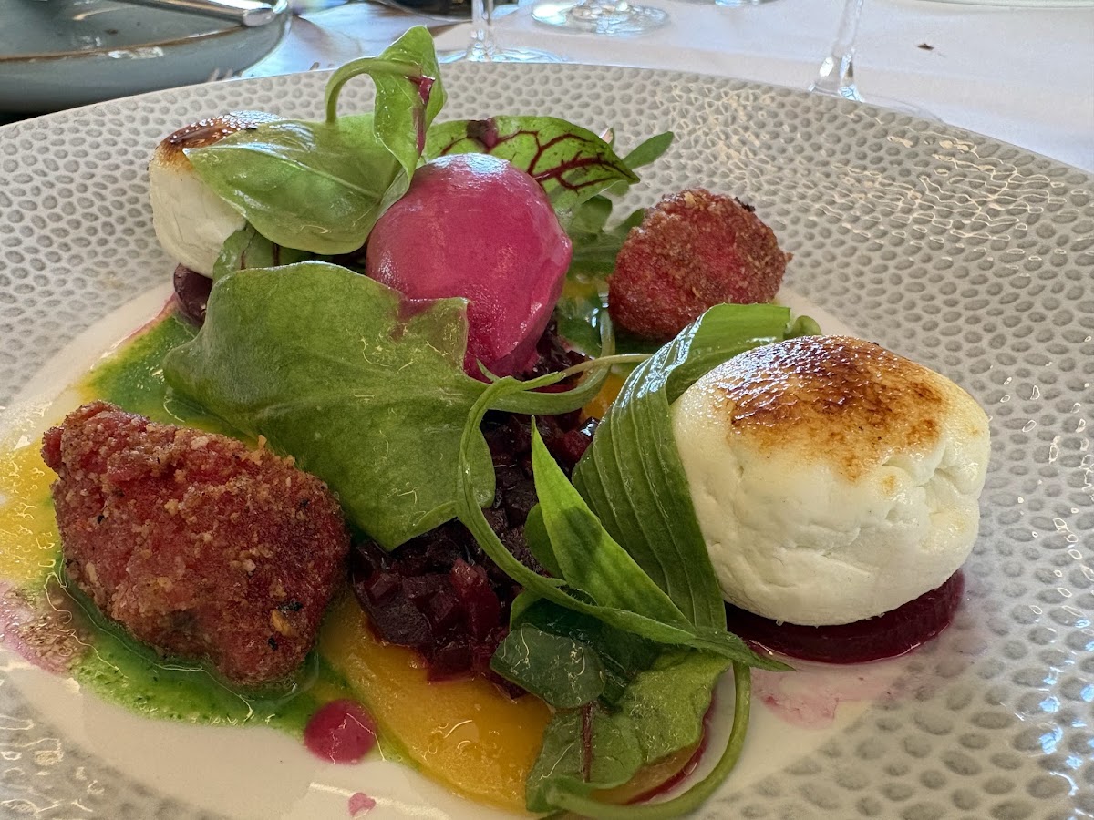 Quack's Restaurant Photos 2