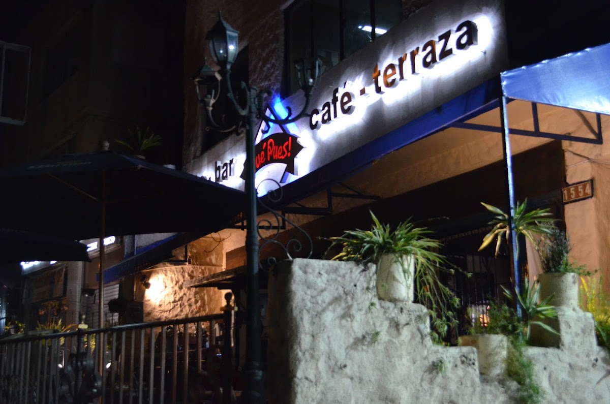 Qué Pues! Resto-Bar Café