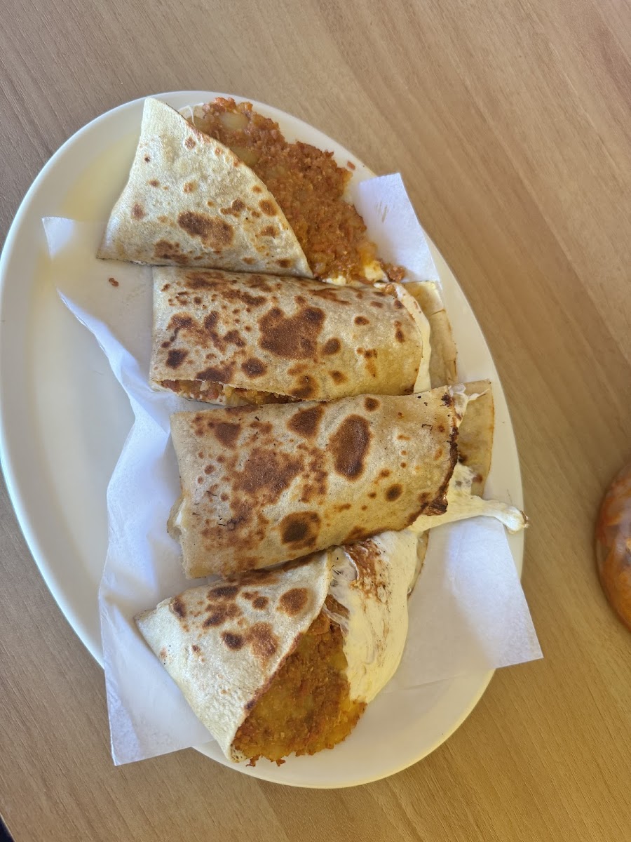 Quesadillas Michel