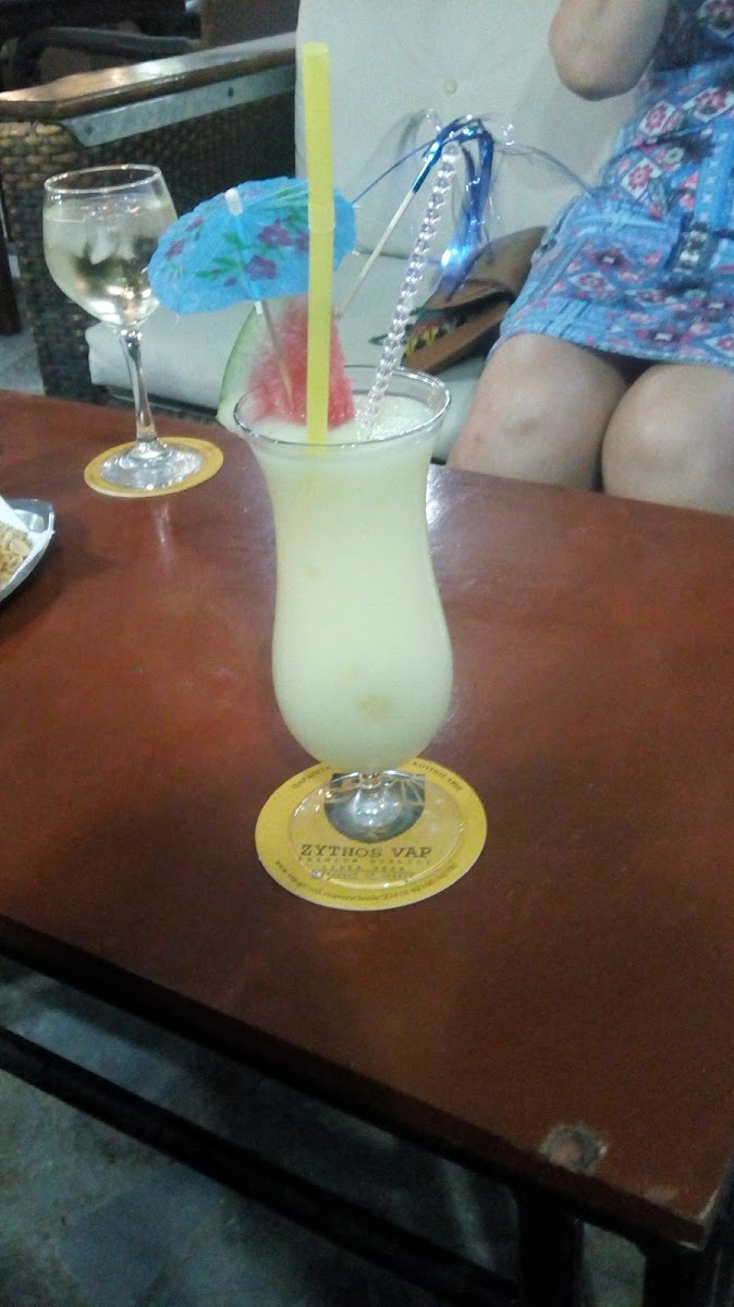Rainbow Bar Photos 9