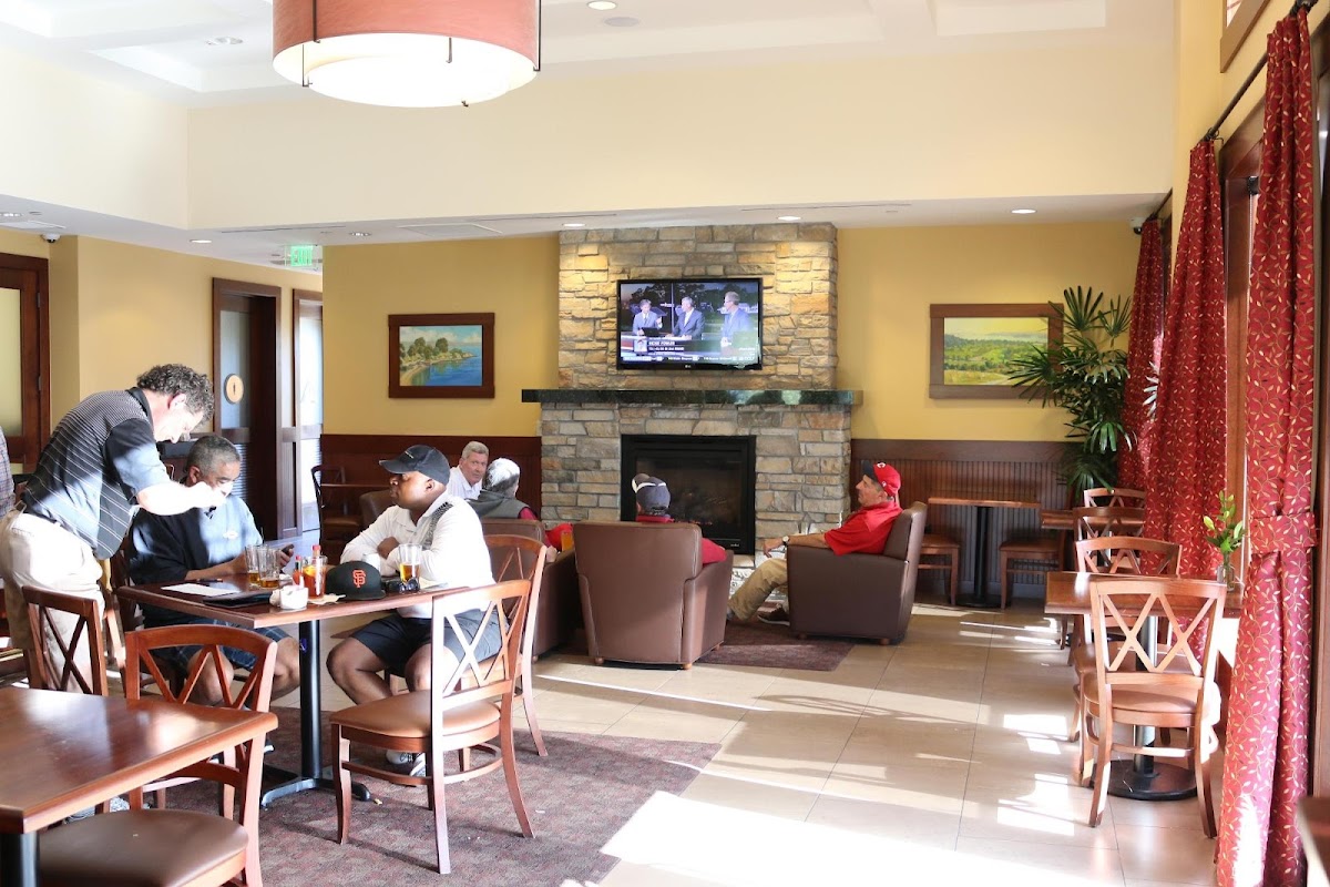 Rangecafe Bar And Grill Photos 9