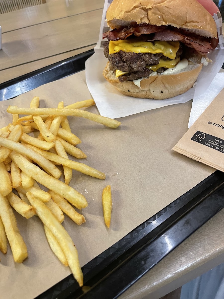 R&d Burger And Brunch Photos 9