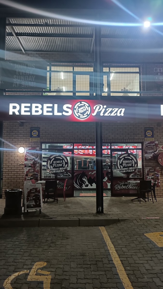 Rebels Pizza Equestria Photos 2