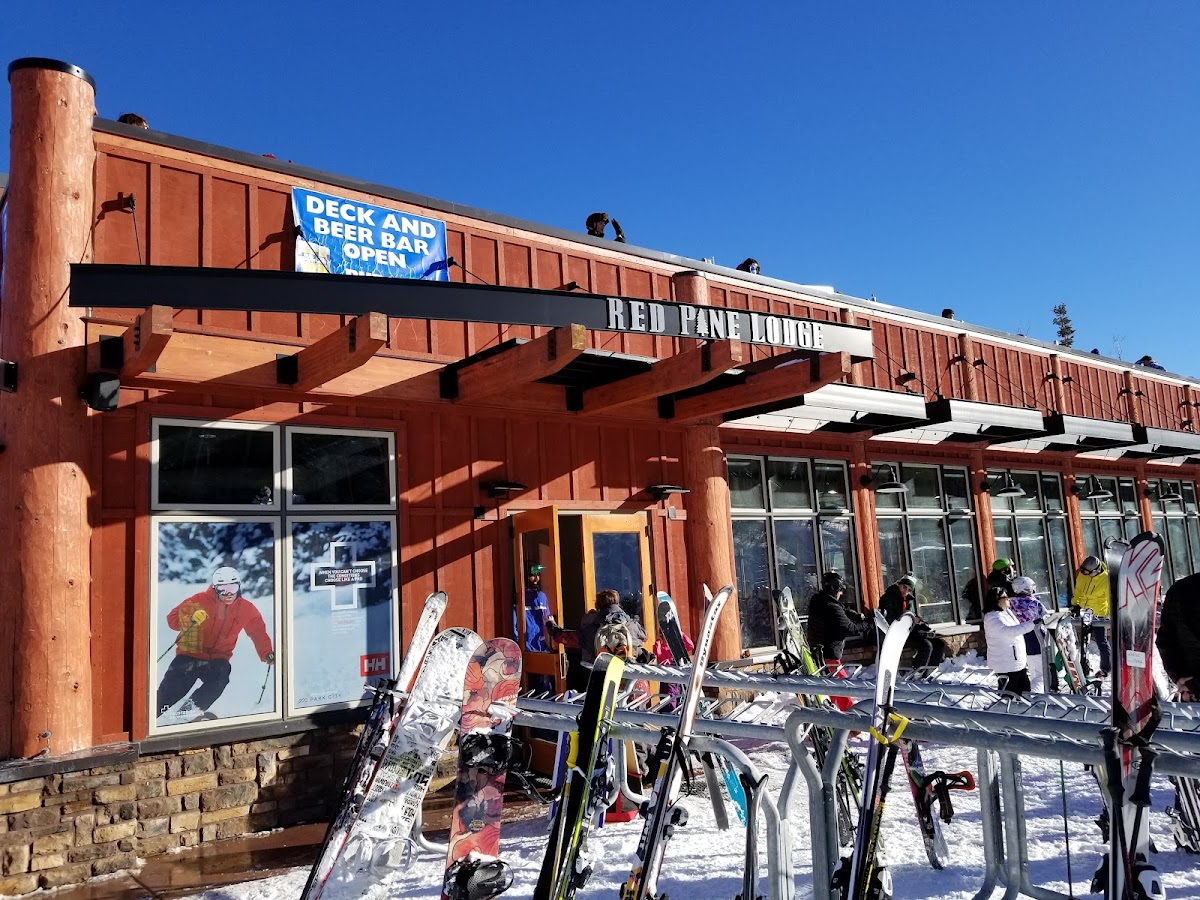 Red Pine Lodge