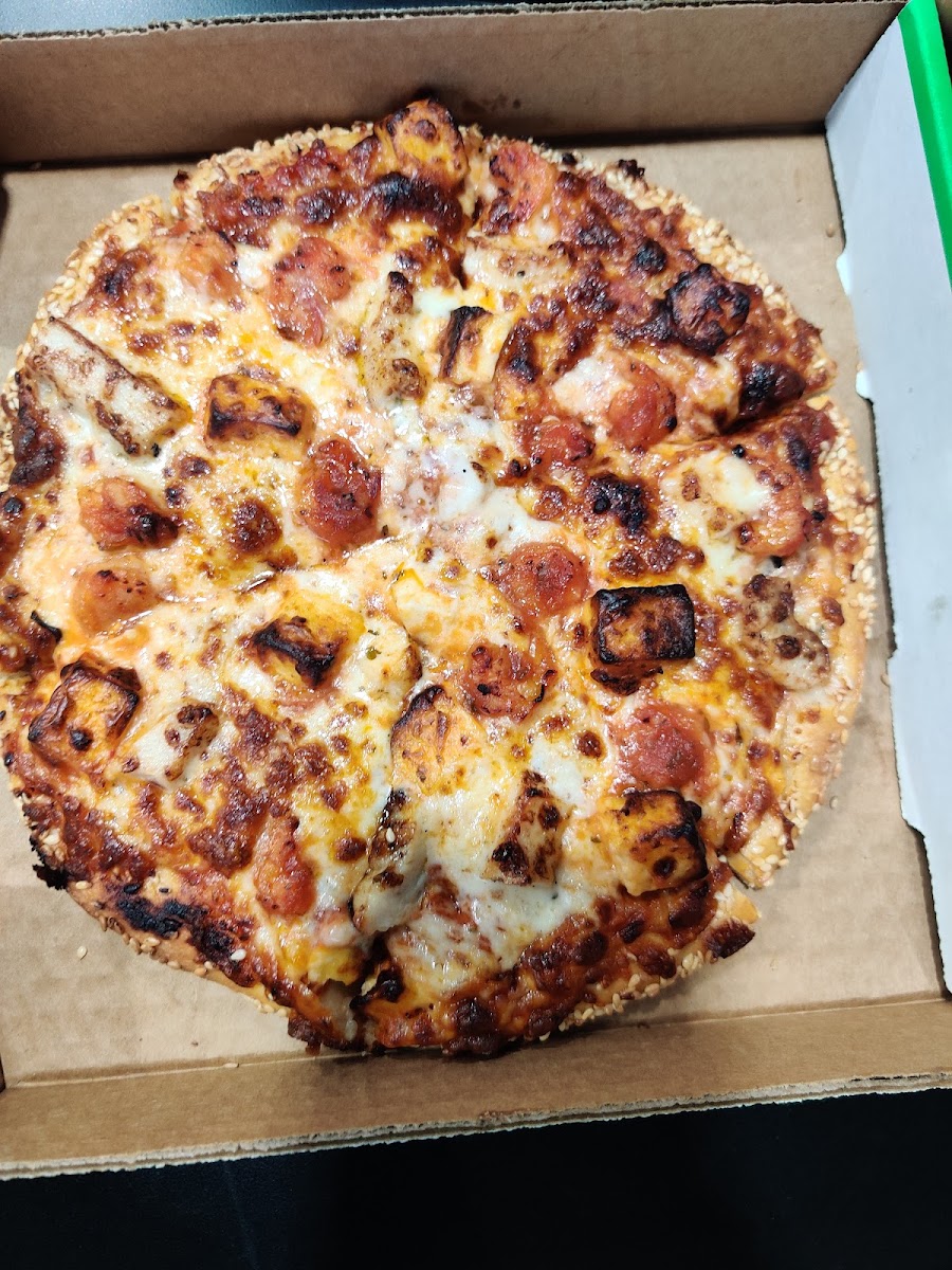 Red Swan Pizza - Oakville Cross Ave Photos 9