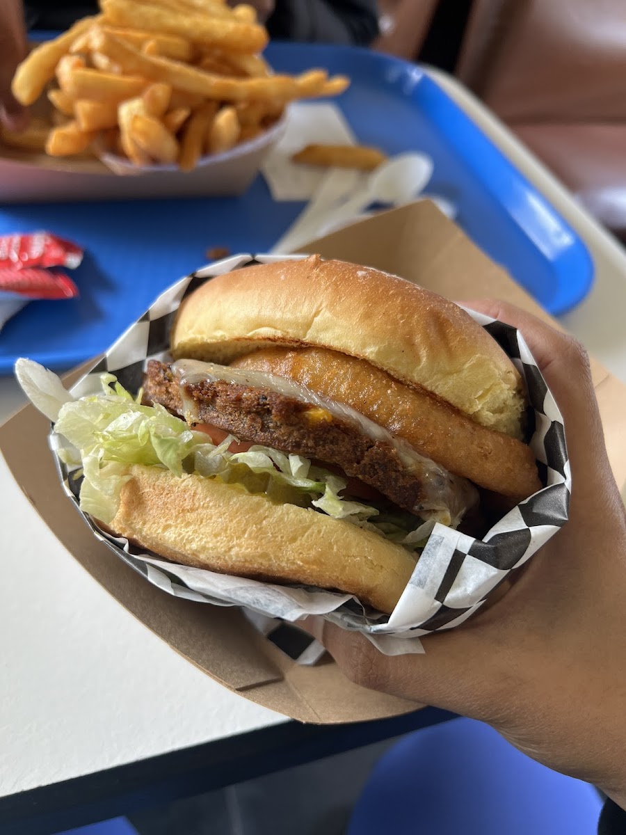 Red's Burgers Photos 9