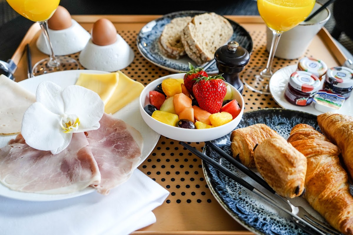 Relais & Chateaux - Central Park Voorburg Photos 2