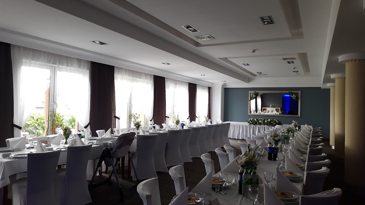 Restauracja Pod Dębem Photos 2