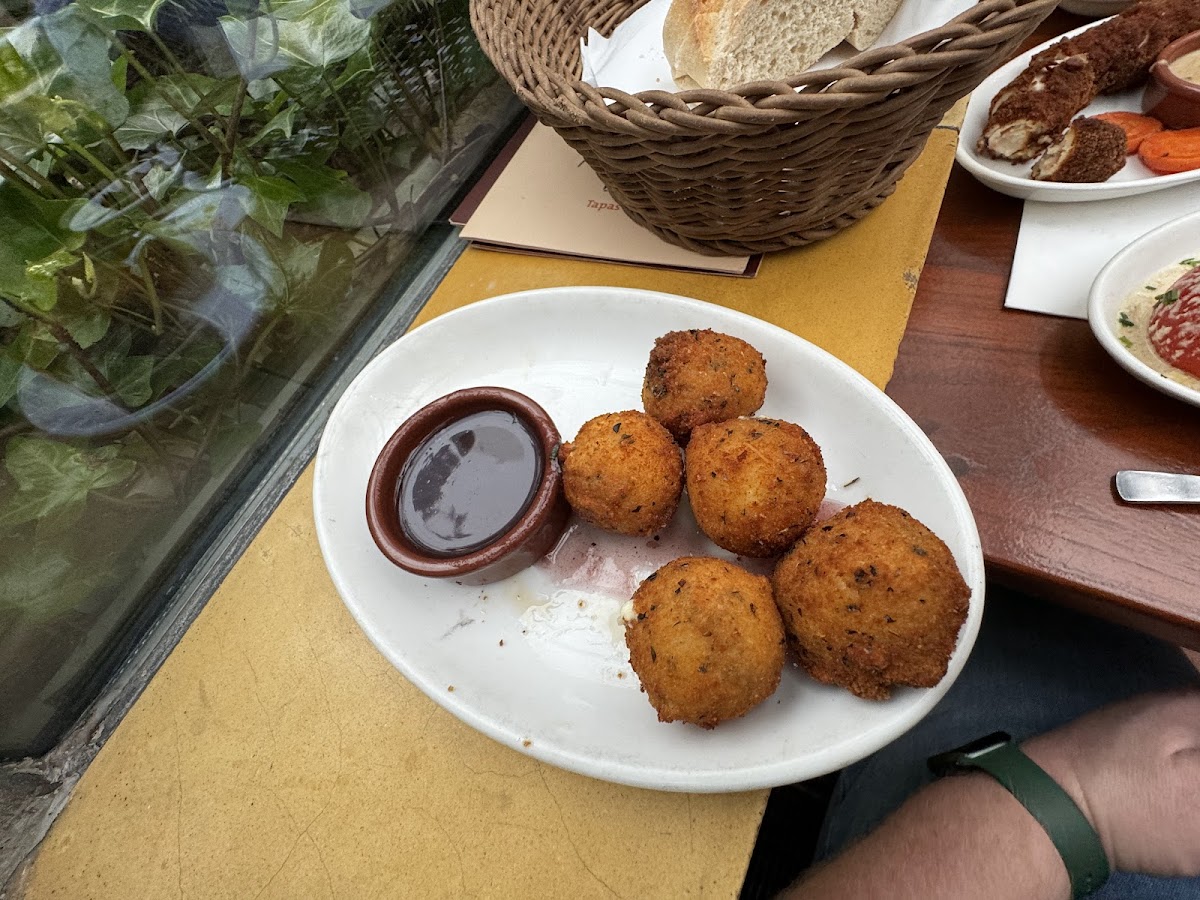 Restaurant Altamira Photos 9