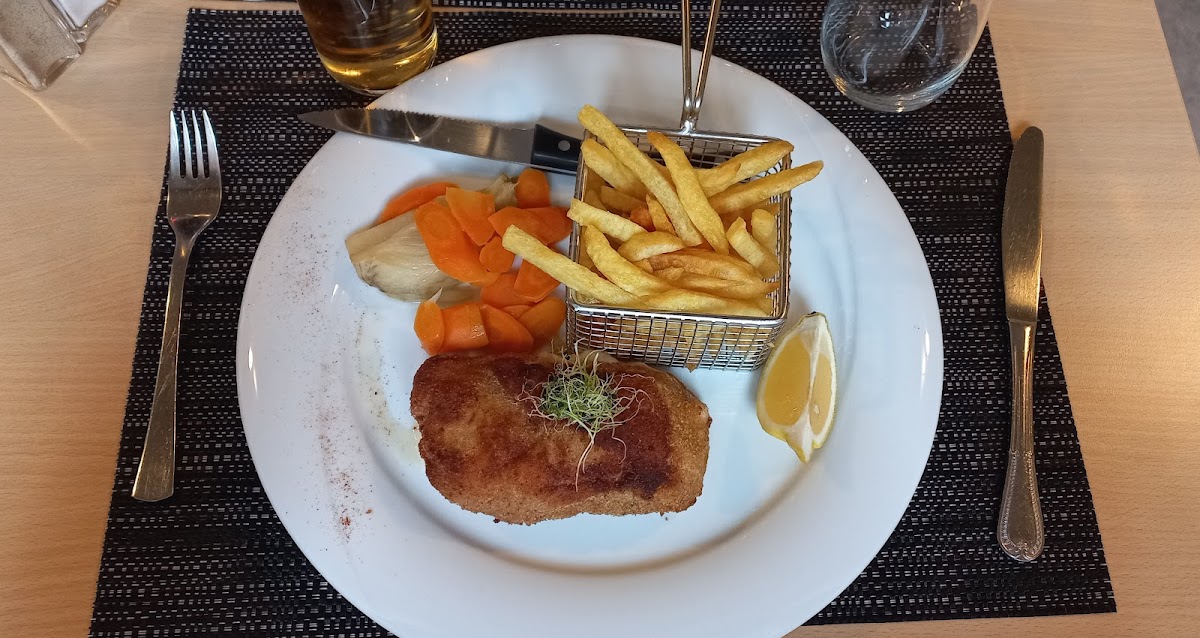 Restaurant De L'hôtel De Ville Cudrefin Photos 2