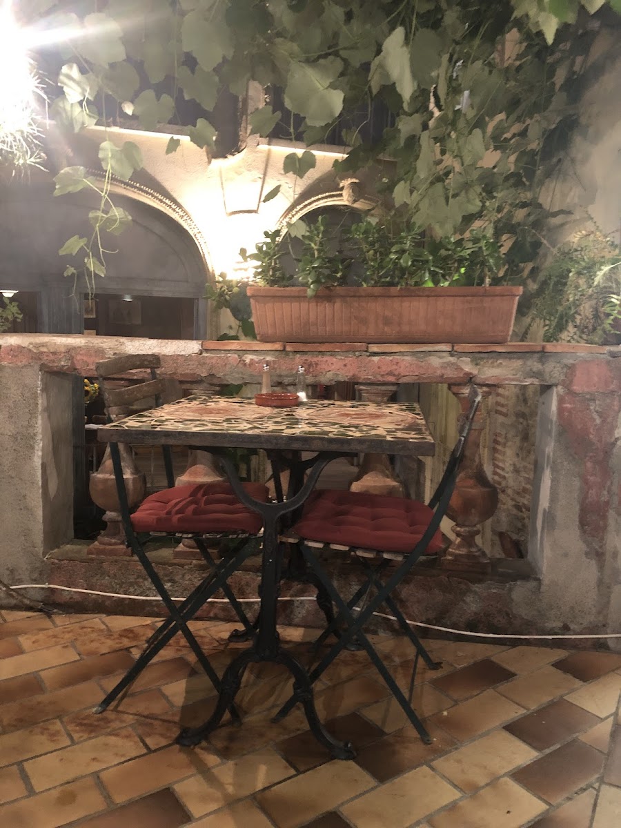 Restaurant Del Bisbe Photos 9