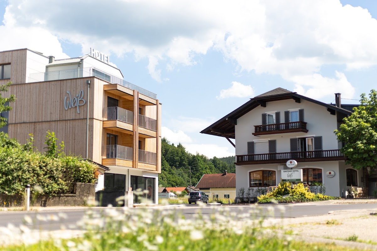 Restaurant Hotel Weiss Photos 2