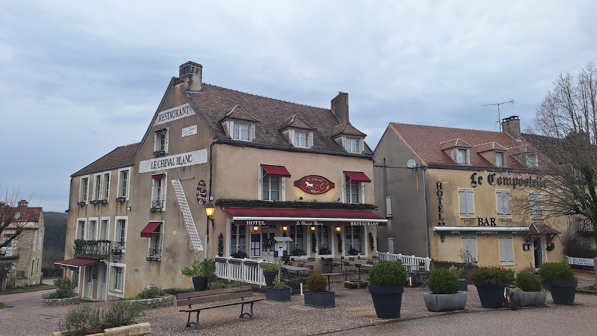 Restaurant Le Cheval Blanc Photos 2