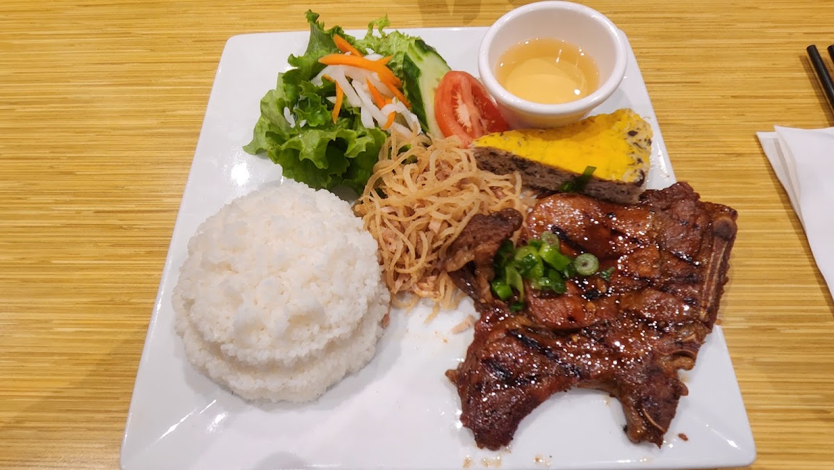 Restaurant Pho Nam Photos 9