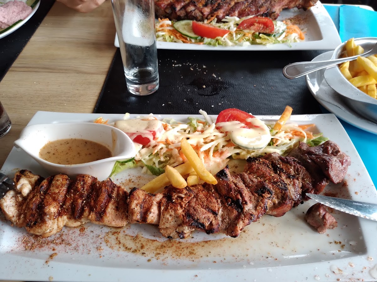Restaurant Poseidon - Beersel Photos 9