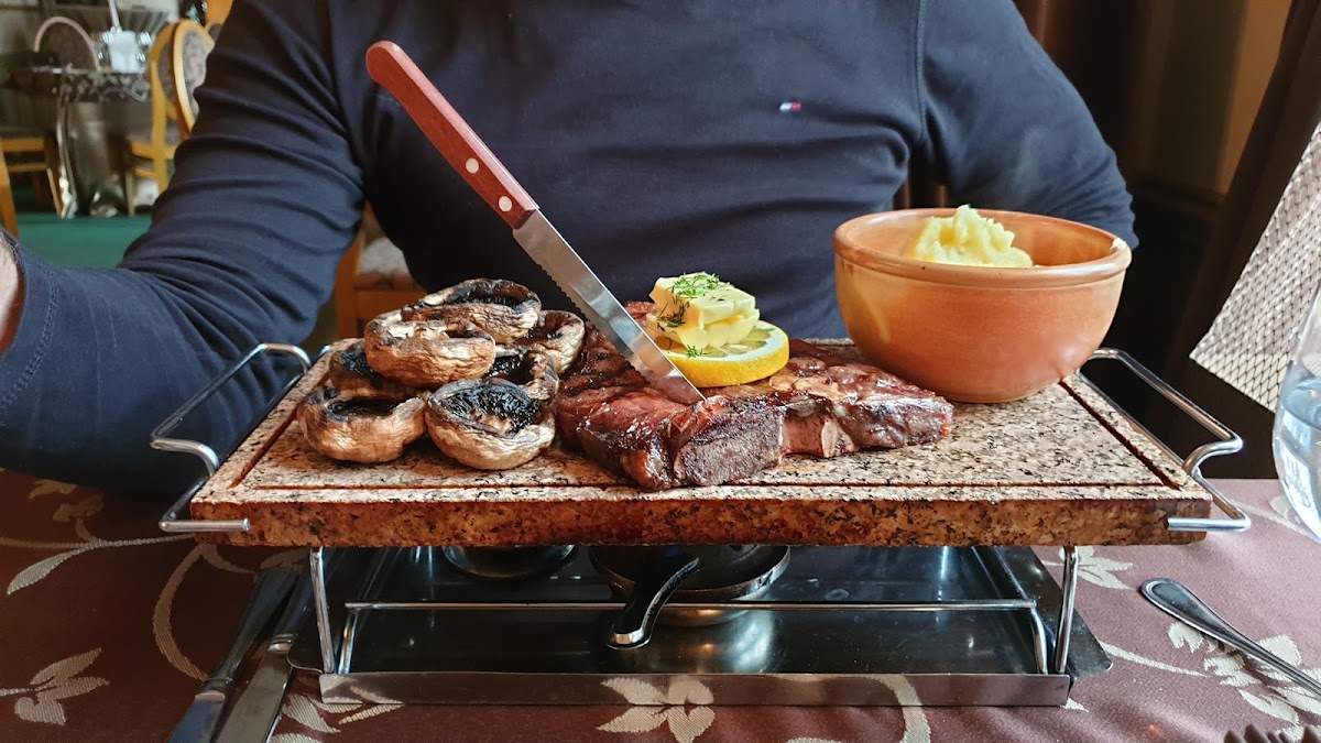 Restaurant Prestij Ploiesti Photos 9
